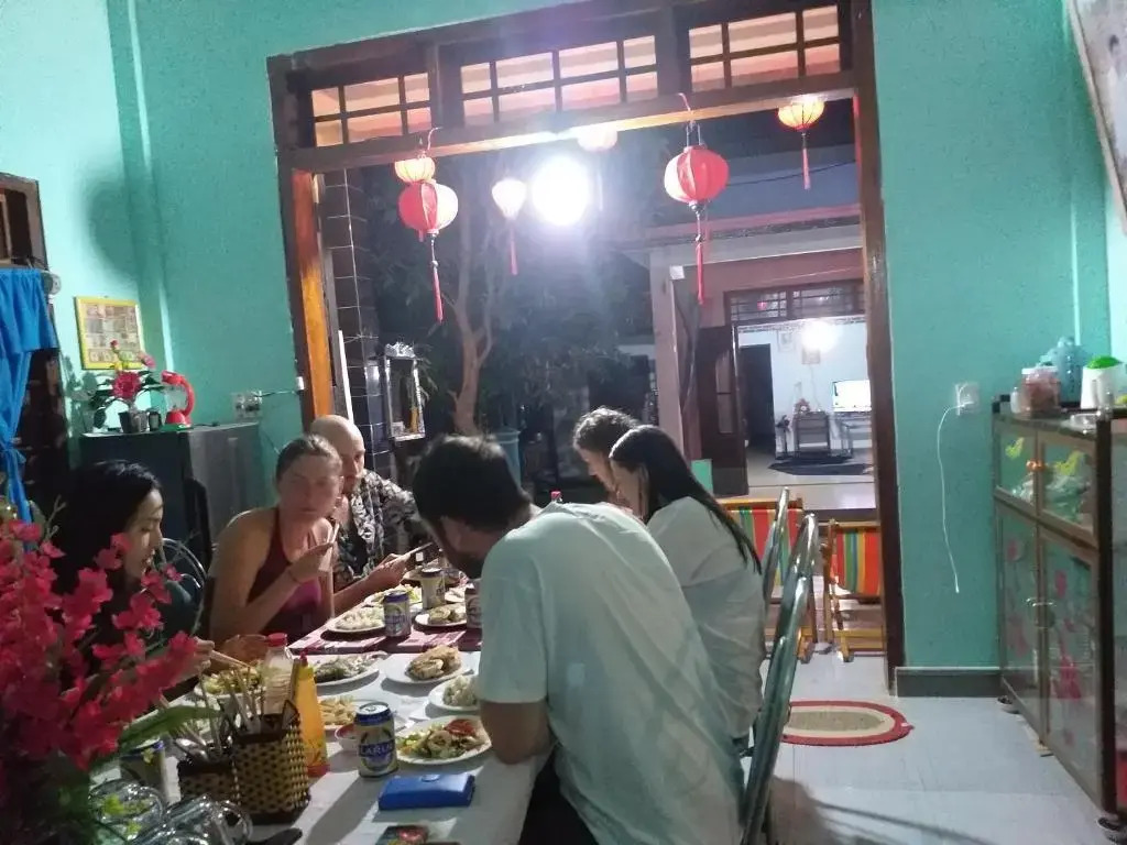Cham Island Homestay Lau Thu