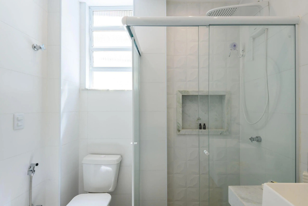 Apartamento Moderno Em Copacabana | Mfb 76/202