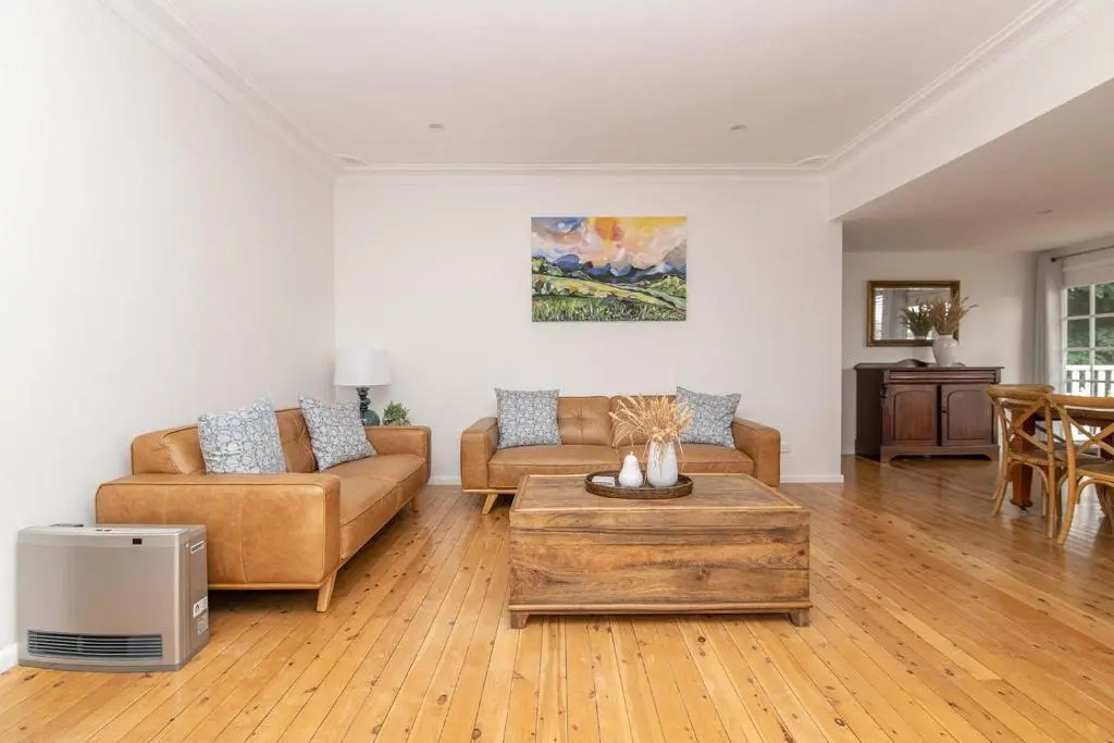 Cox Cottage Spacious Family Home Outdoor Pets