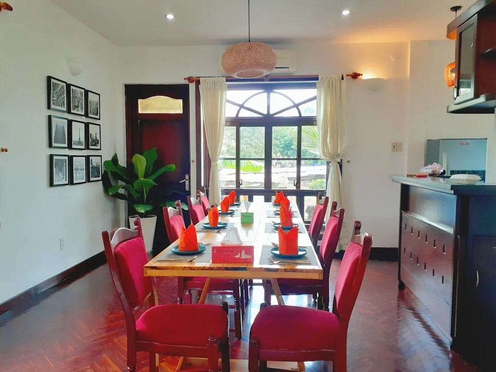 Cala South Beach Villas