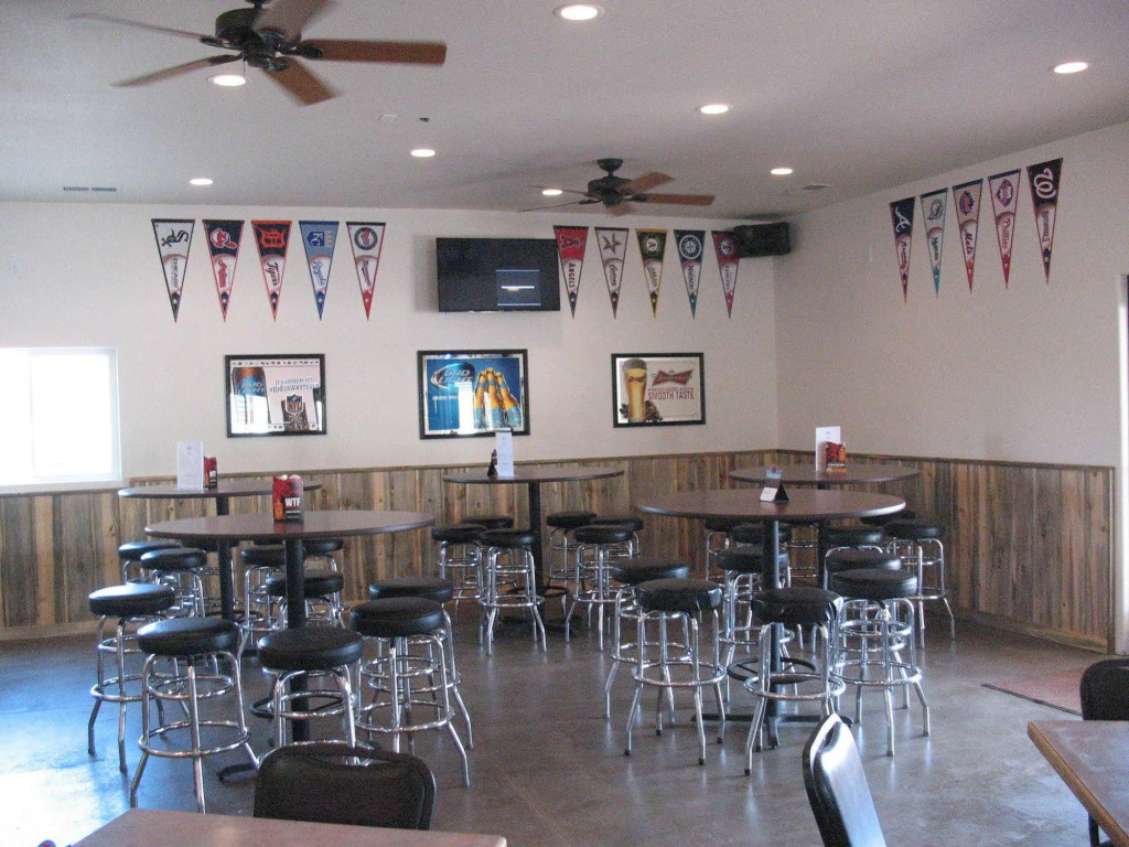 Iron Horse Inn