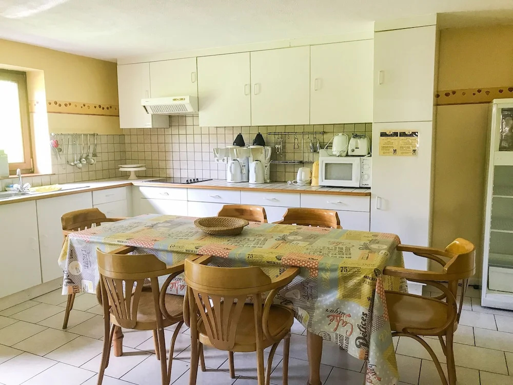 Vintage Holiday Home in Marcourt With Garden