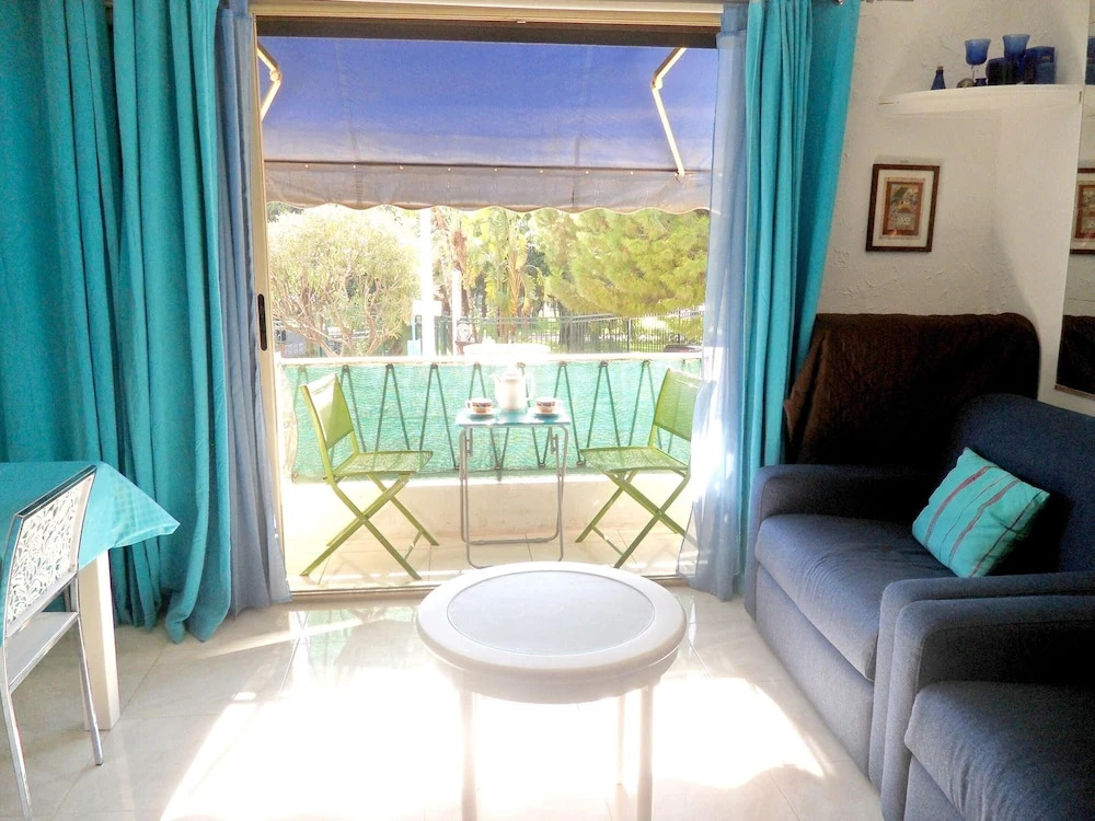 Apartment With one Bedroom in Cannes, With Wonderful City View, Furnis