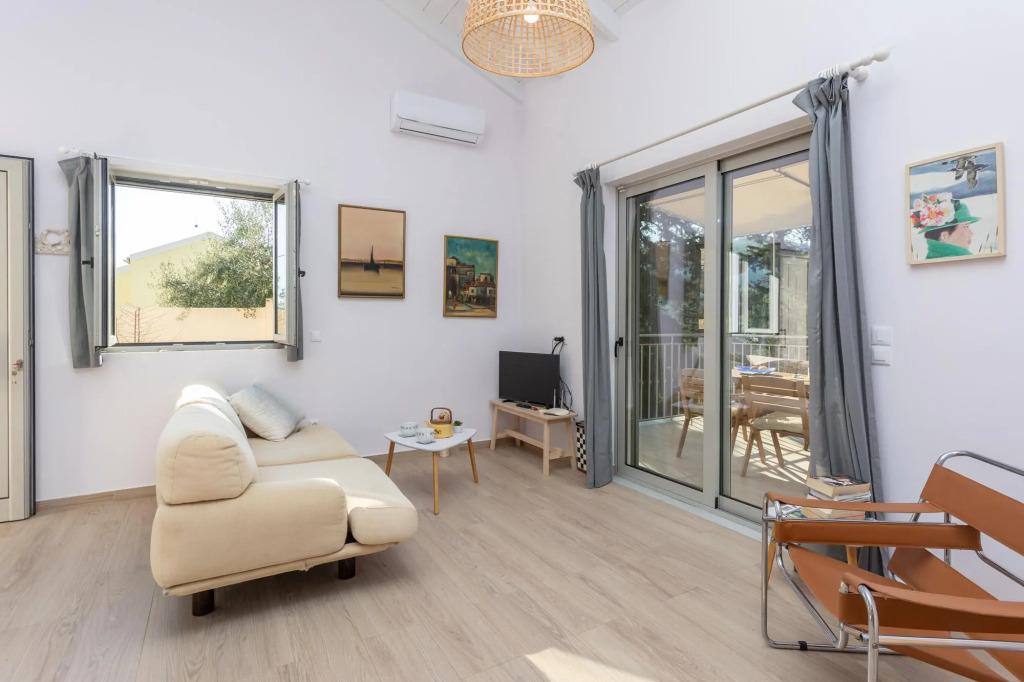Villa Alexandros Swimming Pool Walk to Beach A C Wifi - 3454