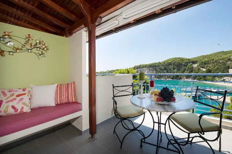 Maison Kalogiannis