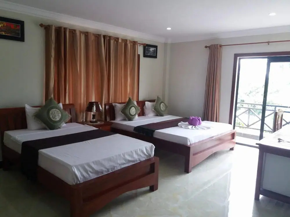Blue Diamond Hostel