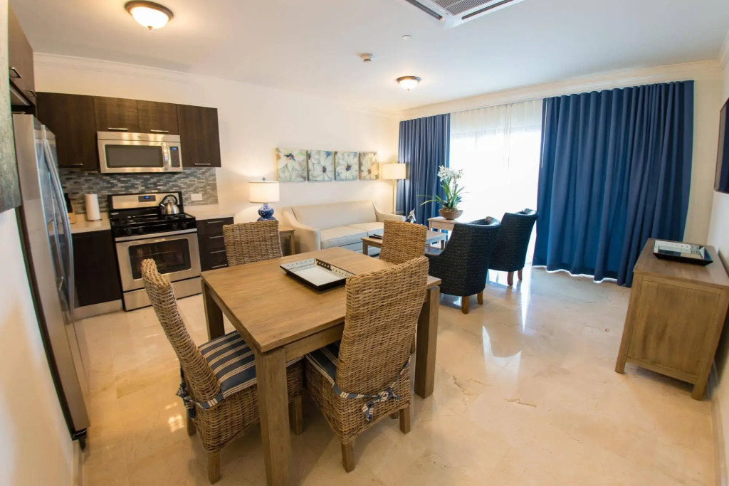 Palm Aruba Condos