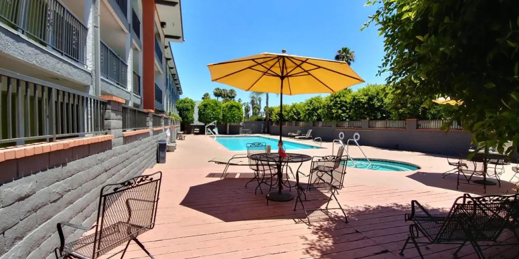 Quality Inn & Suites Artesia