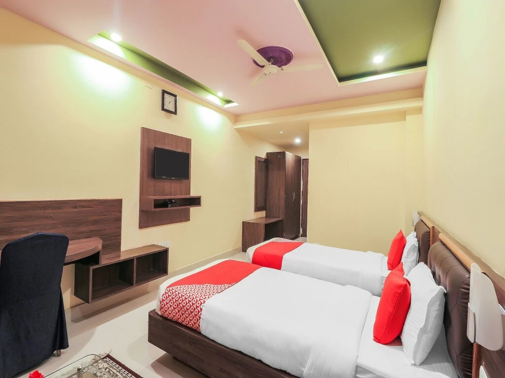 Hotel Suraj Palace
