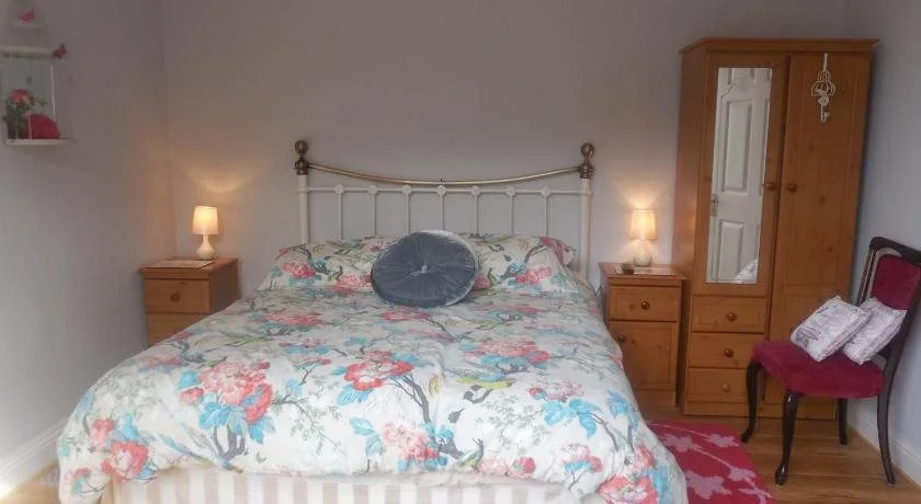 Fitzgeralds Farmhouse Accommodation V94 YY47