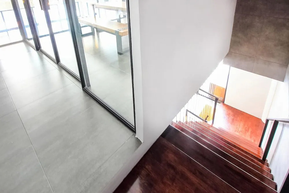 OYO 312 Wire Bangkok Hostel Phrakanong (Vaccinated Staff)