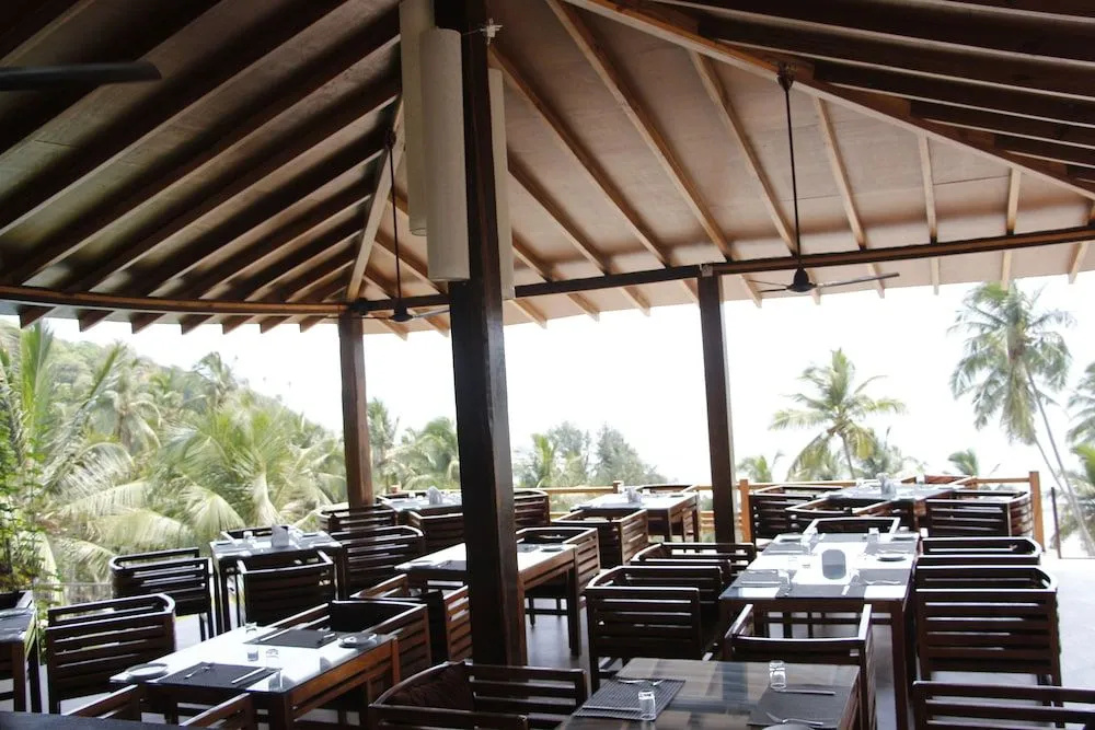 Larive Beach Resort