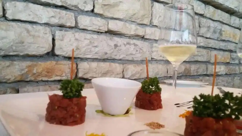 Hotel Mirella e Ristorante Bar Don Bacco