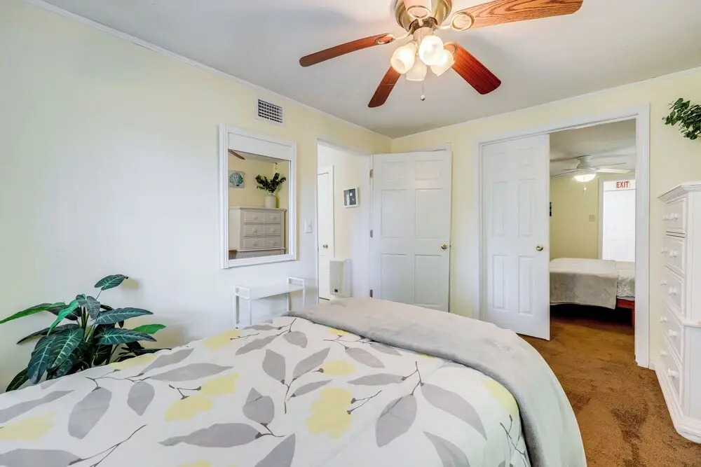 St. Marys Chic: Porch Living & Total Walkability!