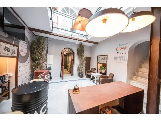 Factory Rooms Tarifa - Hostel