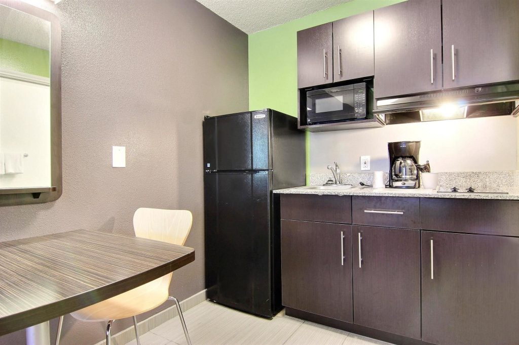 Studio 6 Extended Stay - Austin, TX - Northwest