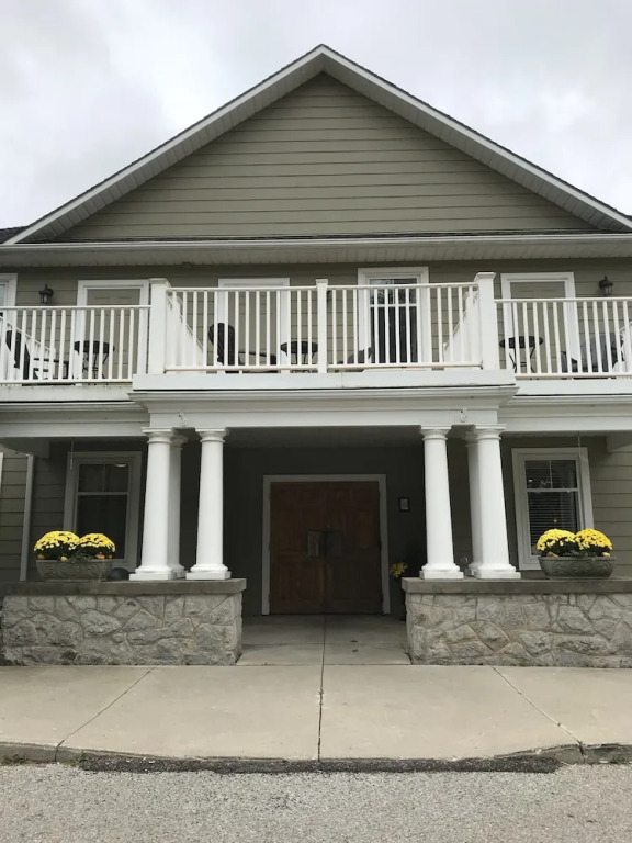 Stone Willow Inn