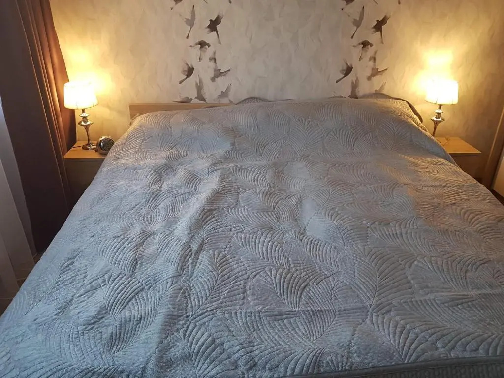 Cosy home 10 min from city center