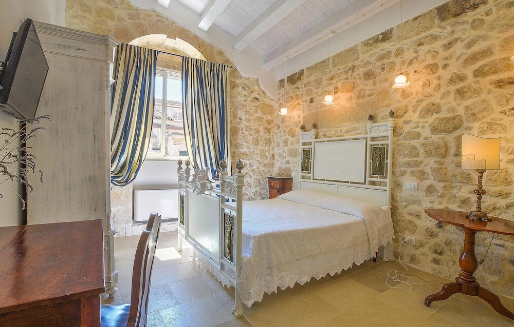 Nice Home In Palazzolo Acreide