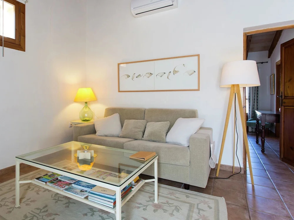 Terraced House in Mallorca with Pool