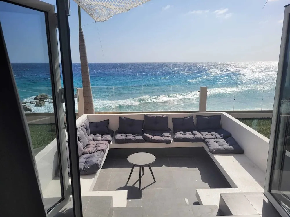 Seaside Villa Boca Sami