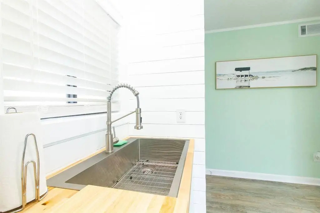 Beach Harbour 16 @ The Carolina Beach Boardwalk - Full Remodel!