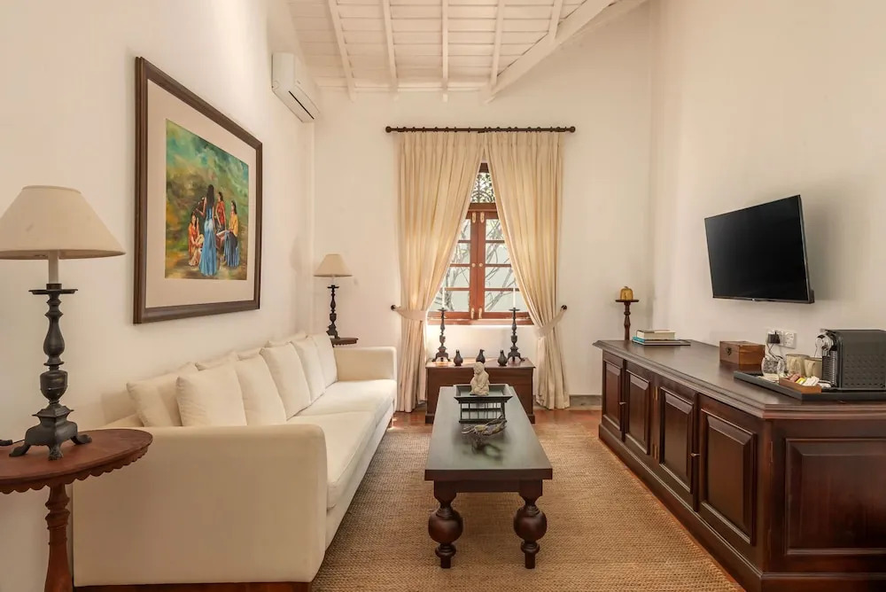 Uga Riva - Negombo