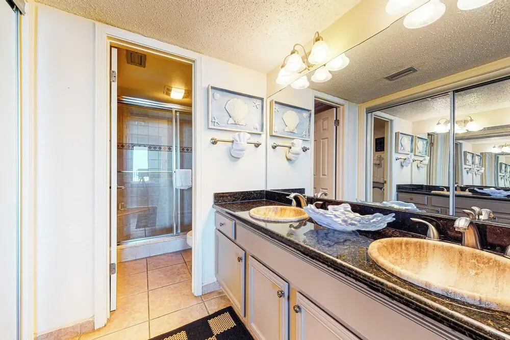 Gulf View, Gourmet Kitchen: Suntide III - Unit 203