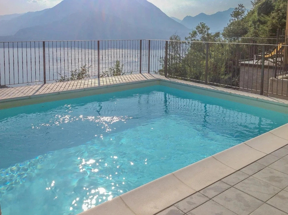 Varenna Wanderlust in Perledo