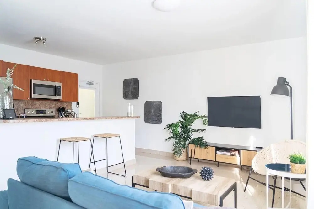 JURNY Miami Beach Apartments