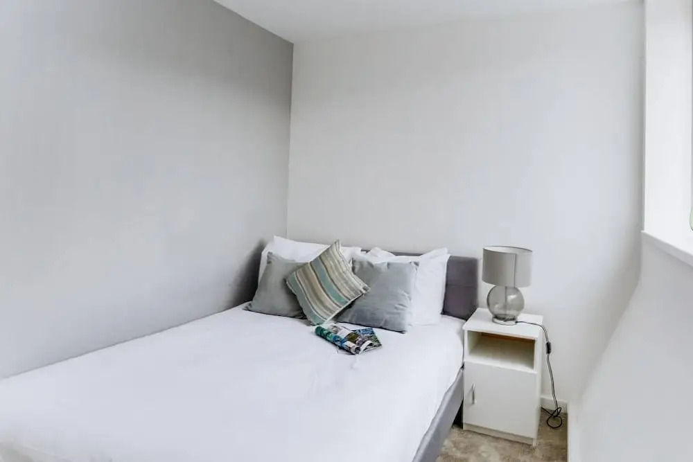 1BR amazing refurbished studio located in central Leicester