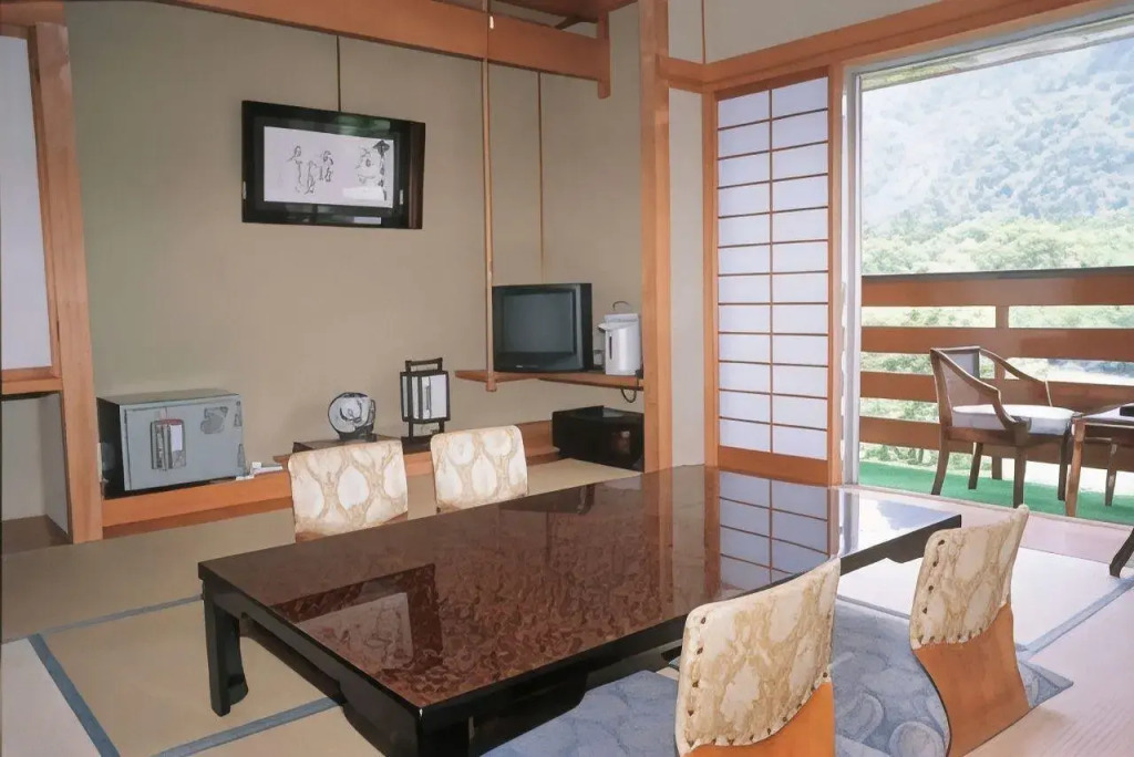 Kamikouchi Onsen Hotel