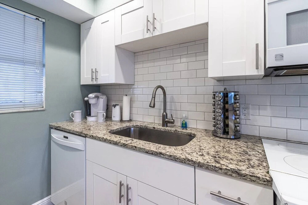 Jamaica Royale Townhome #2 - Steps From Beach