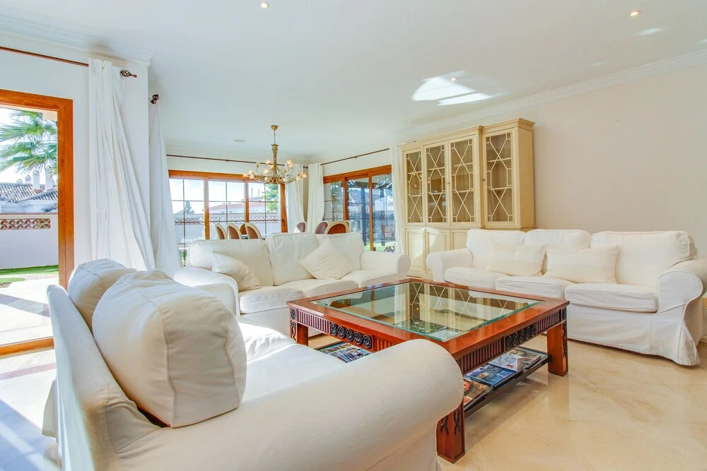 Villa Lirios