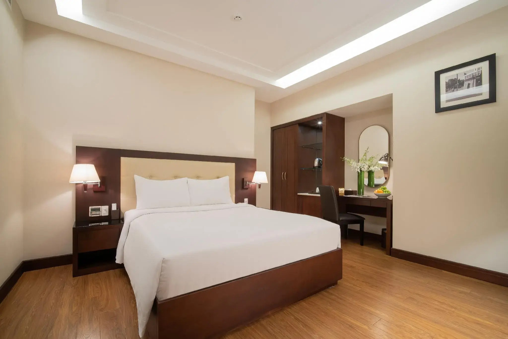 Nhat Ha L’Opera Hotel
