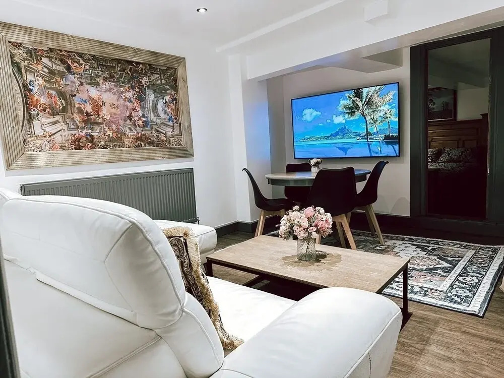 Eliteelegance Suites 2-bed Apartment in Sheffield
