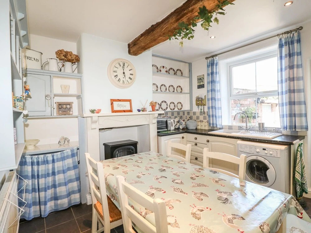 4 Ecclesbourne Cottages
