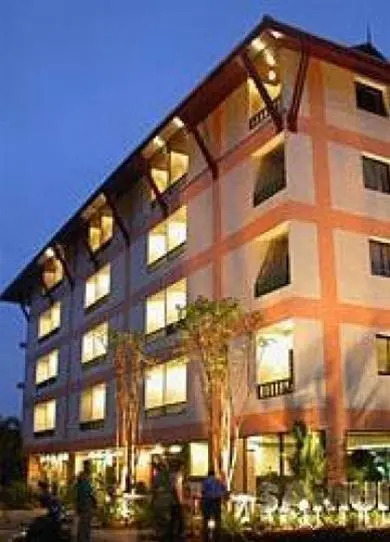 Samui Plaza