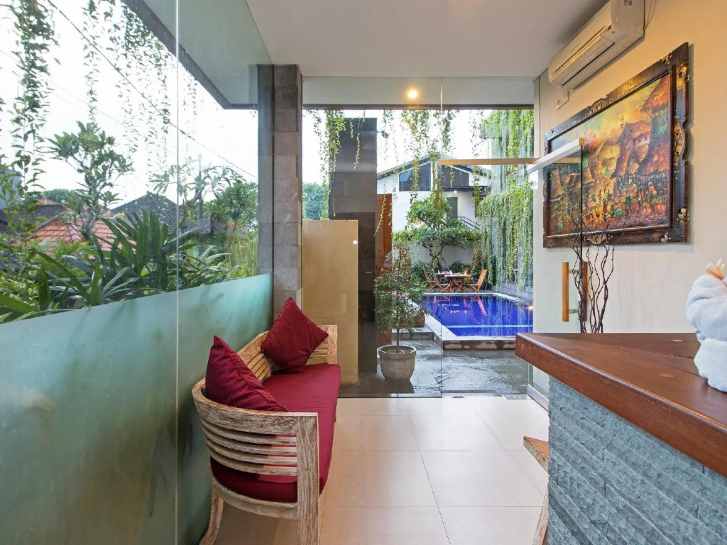 Vansari Hotel
