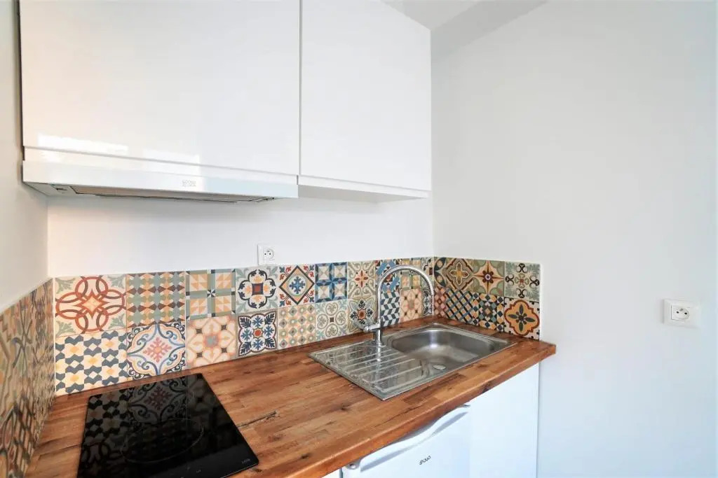 Nice 21m for 2 in the heart of Marseille