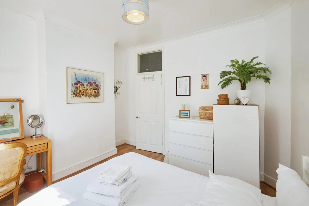 Newly Renovated 3 Bedroom House 15 Mins to Bham