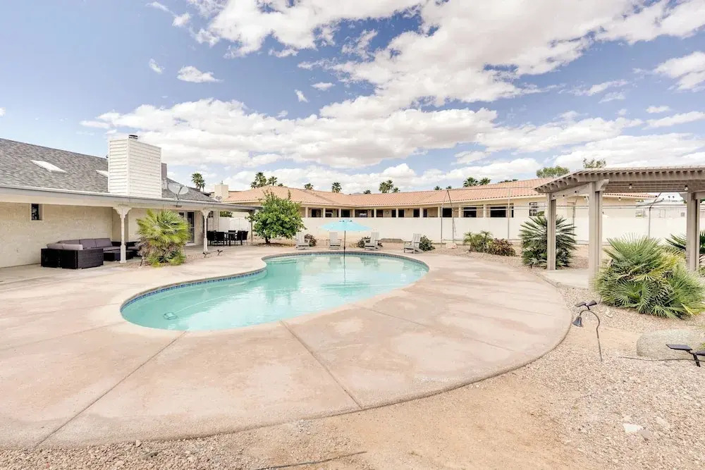 3 Mi to London Bridge: Lake Havasu City Home