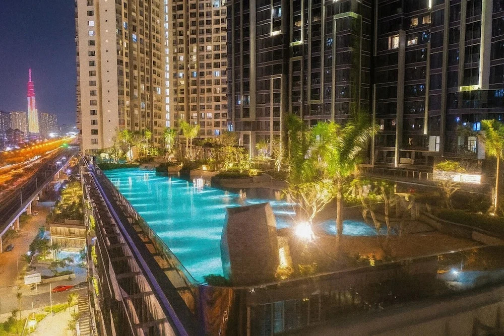 Lumière Riverside by Urban Home
