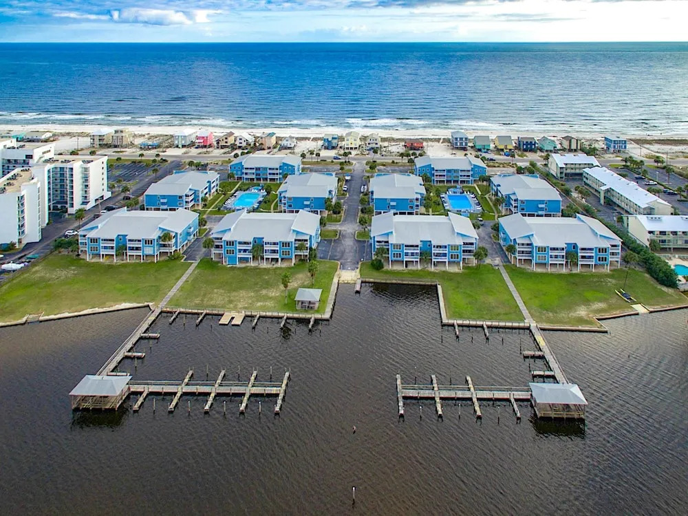 1872 W Beach Blvd Condo Unit F203