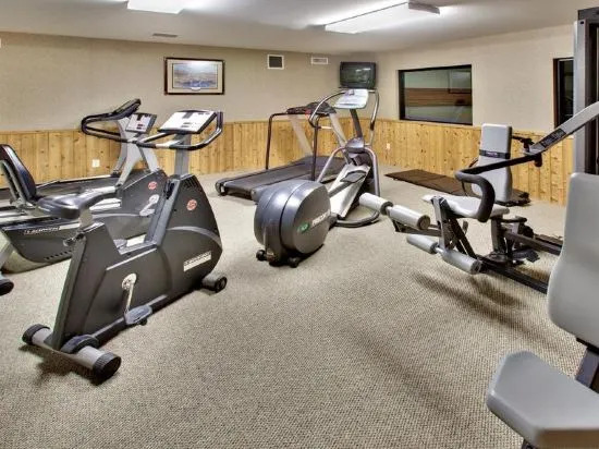Holiday Inn Express Watertown