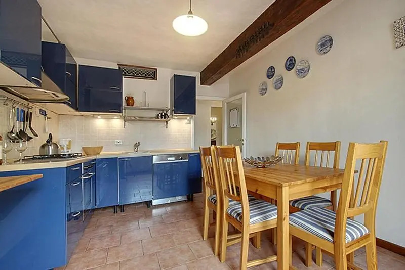 Solaris Cozy Luminous Apartment in the Downtown