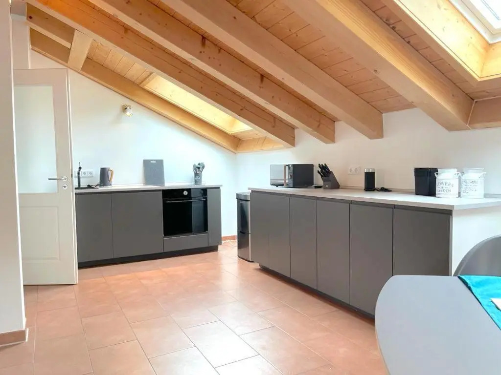Edle Penthouse Wohnung - 3 SZ, 2 Balkone, Tiefgarage und ganz viel Platz