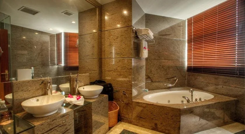 Kingworld Hotel
