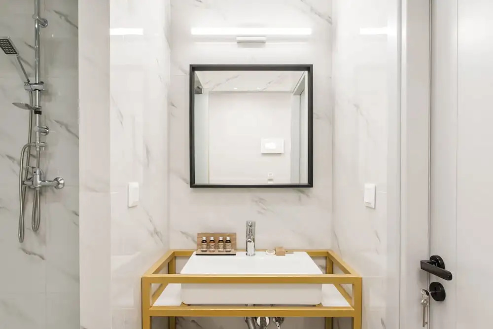 Step One | Luxury Suites right in the heart of Acropolis next to metro station