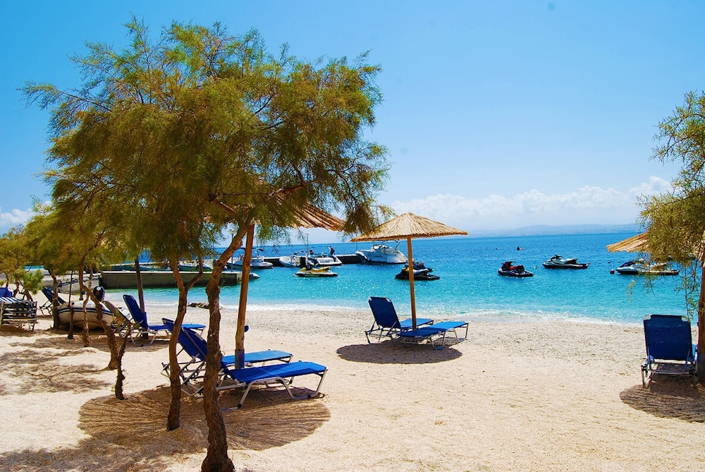 Luxurious Suite Athena Near To Beach